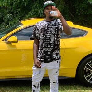 Meet your Posher, Larry